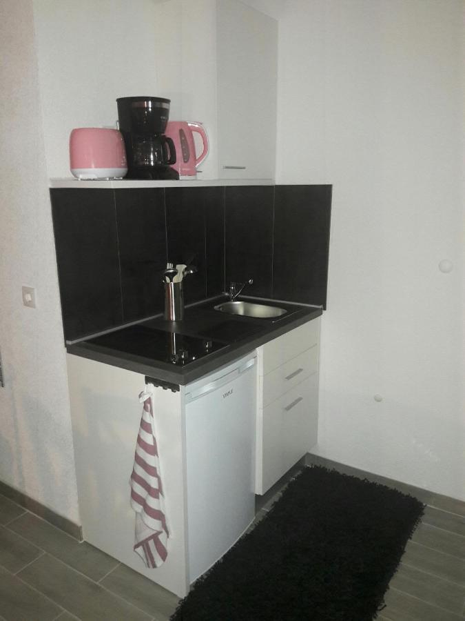 Nessa & Meli Apartment Макарска Екстериор снимка